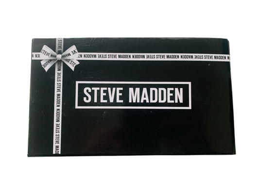 STEVE MADDEN WOMEN’S PATENT LEATHER WALLET